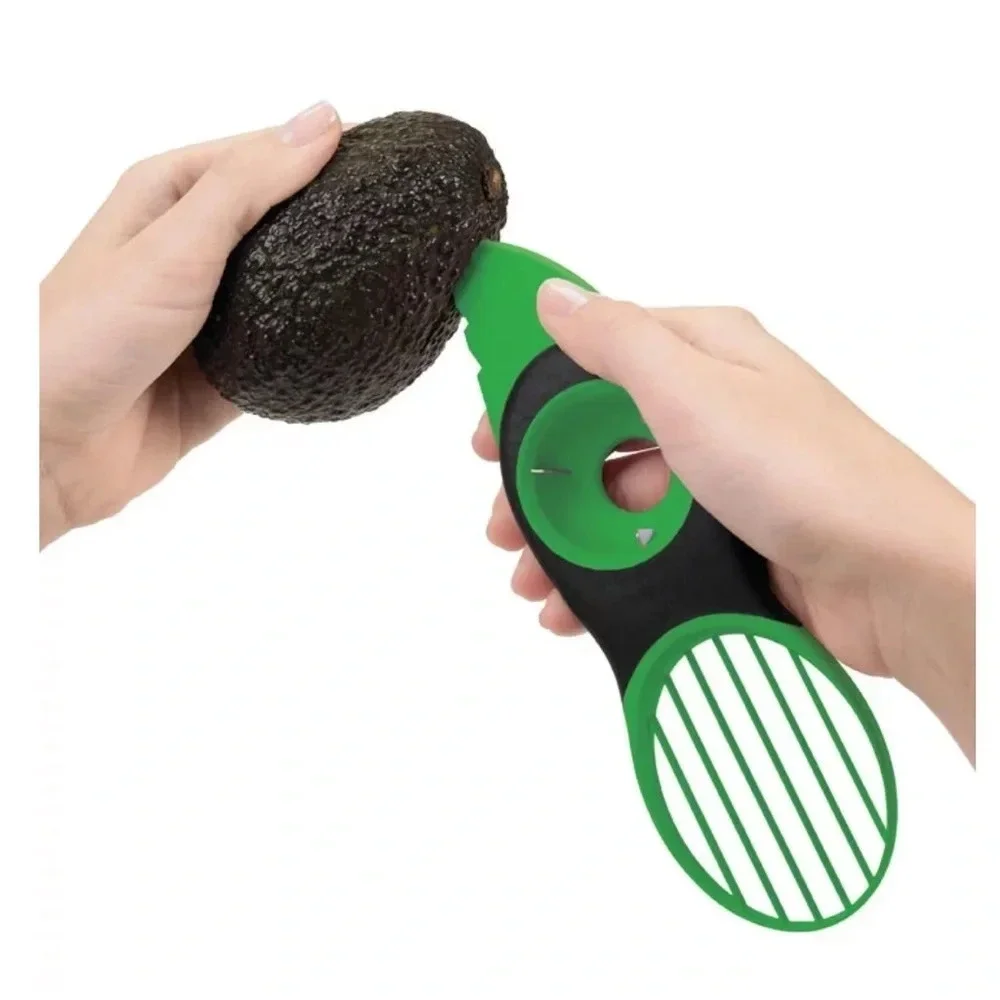 NWT 3-in-1 Green Avocado Slicer